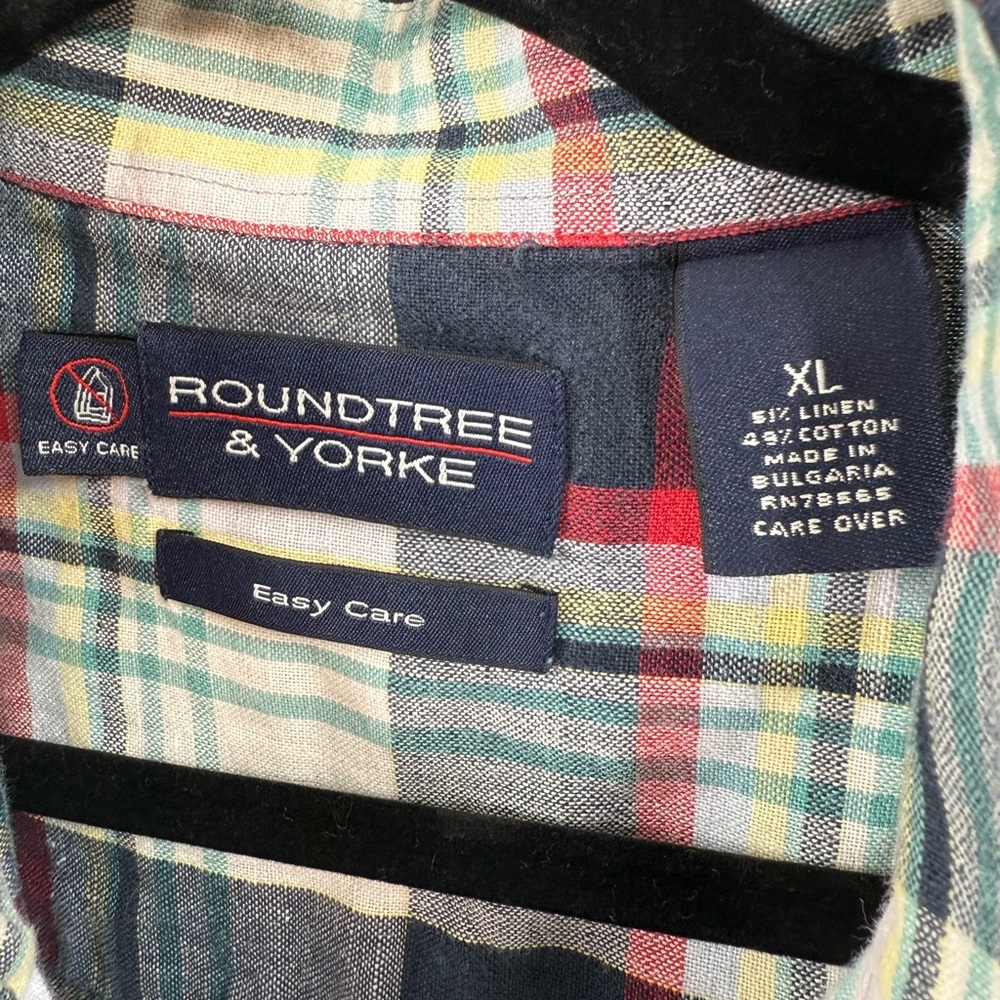 EUC Roundtree & Yorke Easy Care Plaid Shirt - Picture 6 of 6